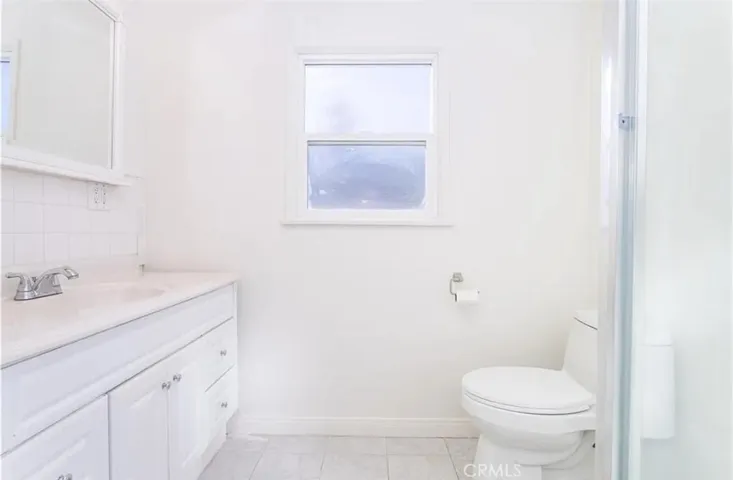 7916 Limerick, Winnetka, California 91306