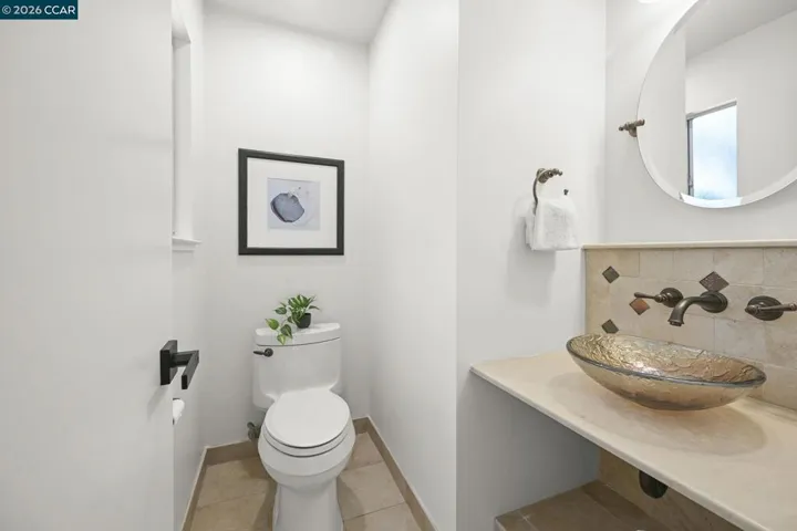 1085 Country Club Drive, Moraga, California 94556