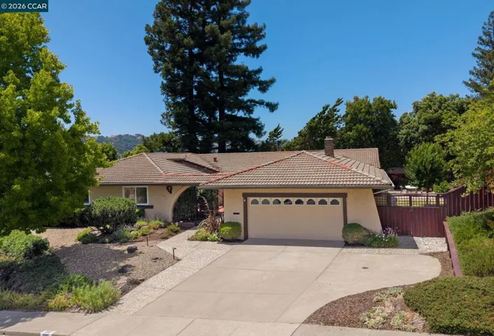 1085 Country Club Drive, Moraga, California 94556