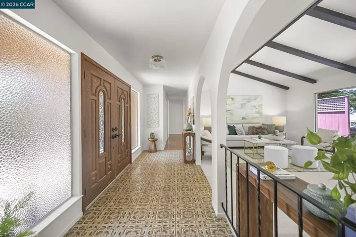 1085 Country Club Drive, Moraga, California 94556