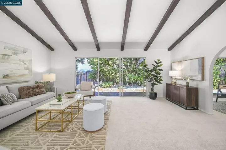 1085 Country Club Drive, Moraga, California 94556