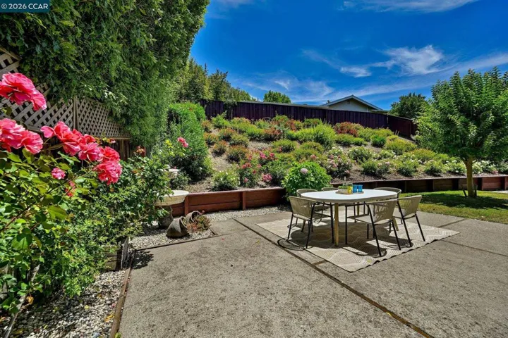 1085 Country Club Drive, Moraga, California 94556