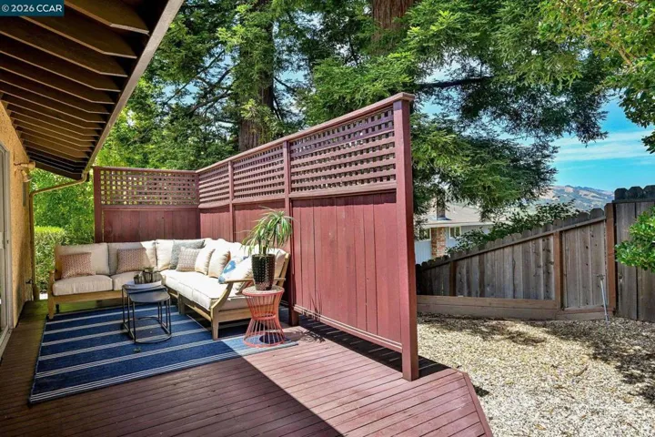 1085 Country Club Drive, Moraga, California 94556