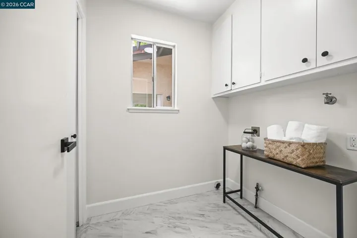 1085 Country Club Drive, Moraga, California 94556