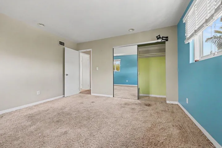6382 Lake Shore Drive, San Diego, California 92119