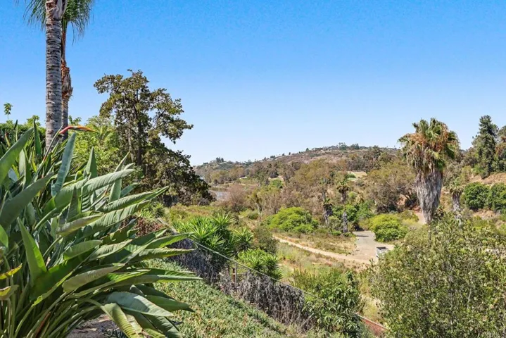 6382 Lake Shore Drive, San Diego, California 92119