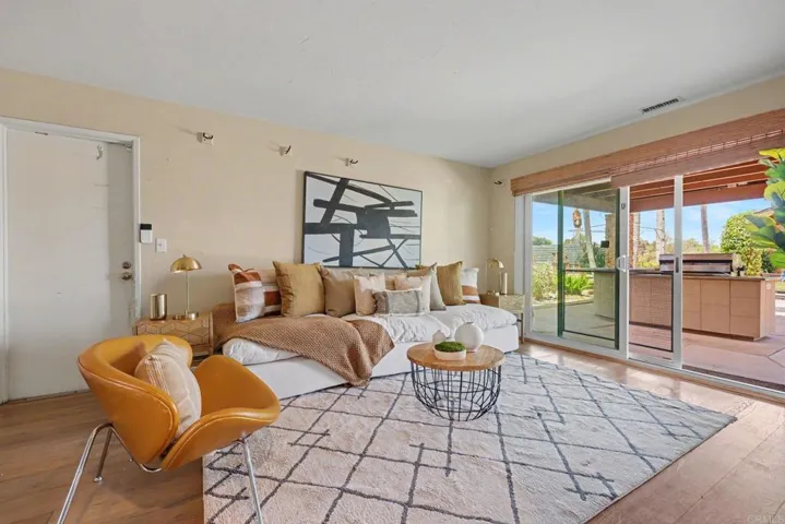 6382 Lake Shore Drive, San Diego, California 92119