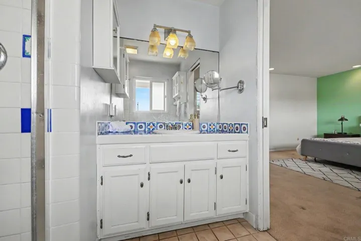 6382 Lake Shore Drive, San Diego, California 92119