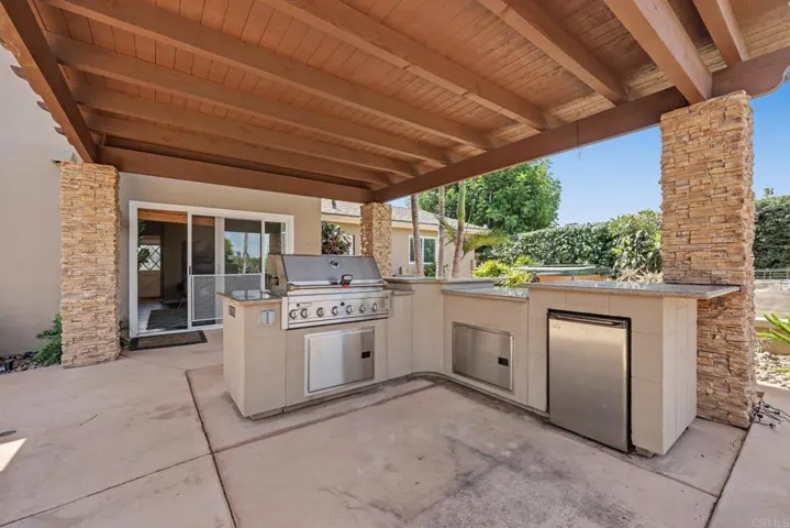 6382 Lake Shore Drive, San Diego, California 92119