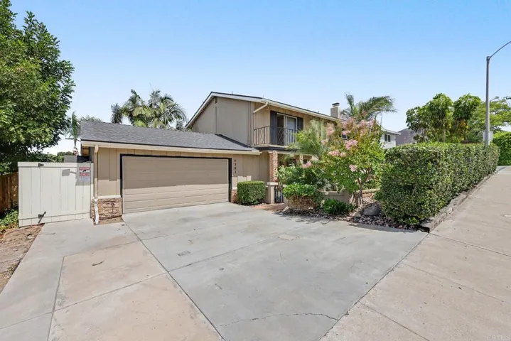 6382 Lake Shore Drive, San Diego, California 92119