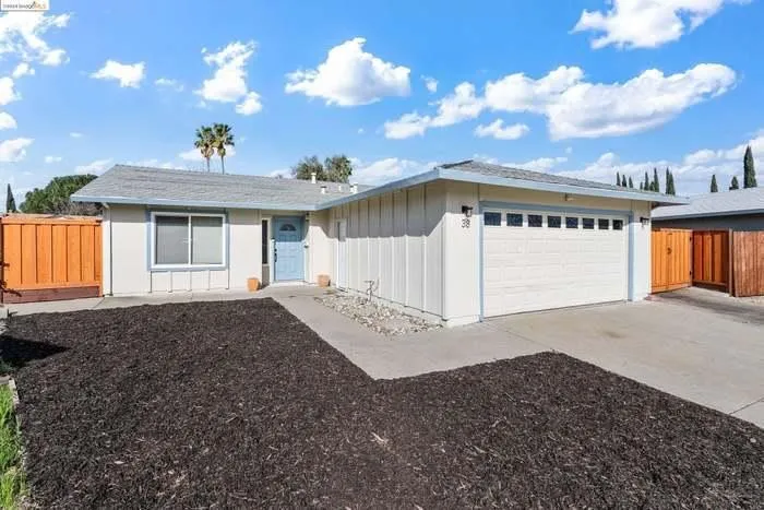 38 Asbury Court, Pittsburg, California 94565