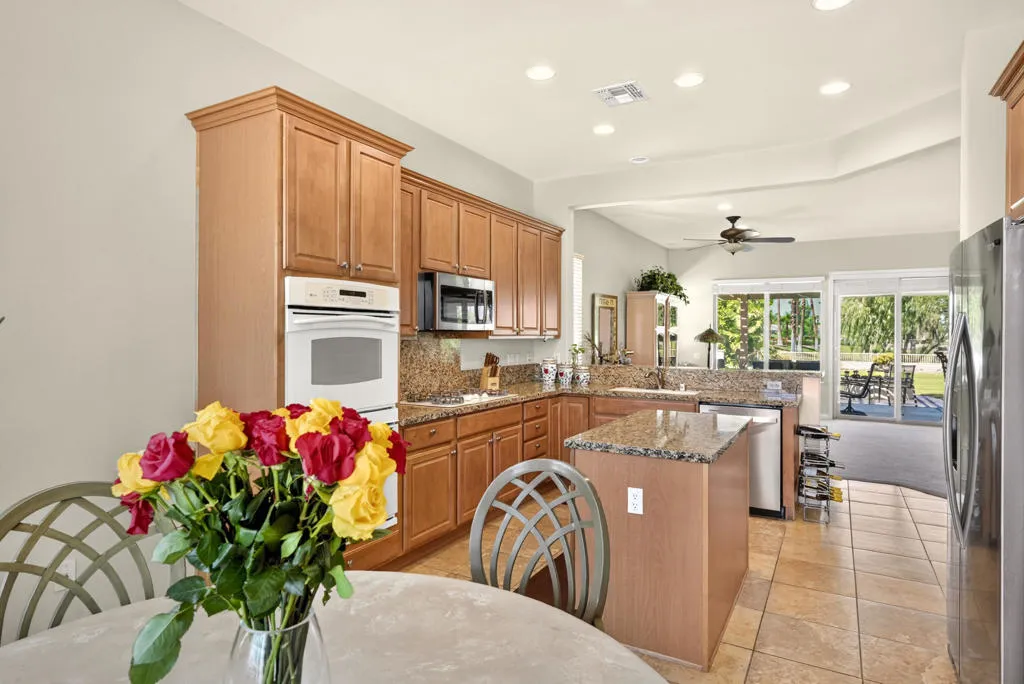 new-80320-avenida-santa-alicia-005