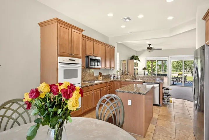 new-80320-avenida-santa-alicia-005