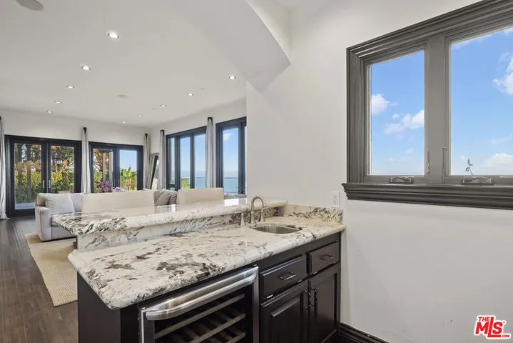 24753 Vantage Point Terrace, Malibu, California 90265