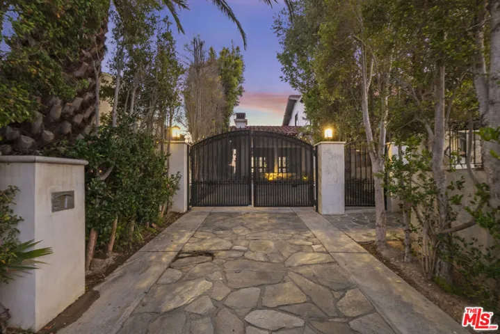 24753 Vantage Point Terrace, Malibu, California 90265