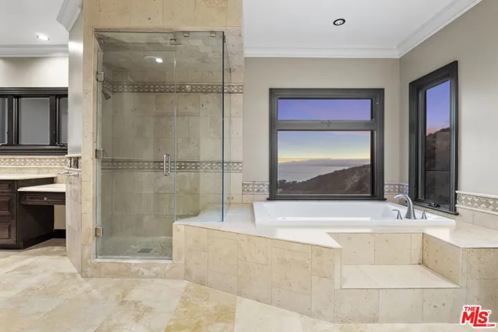 24753 Vantage Point Terrace, Malibu, California 90265