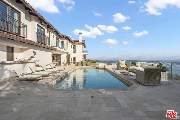 24753 Vantage Point Terrace, Malibu, California 90265