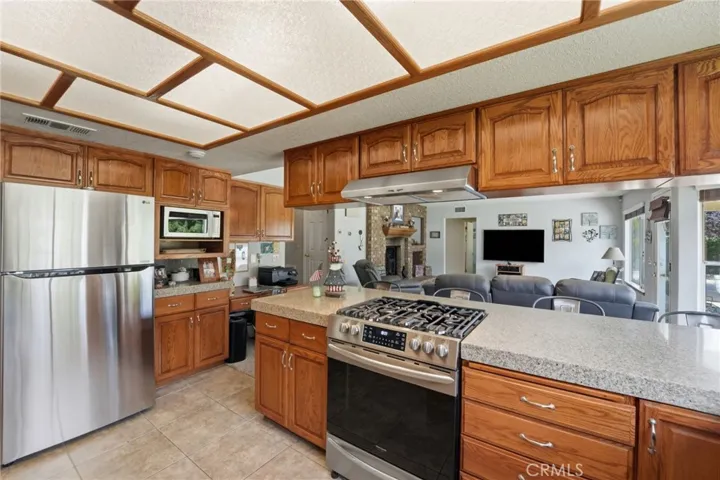 35624 Katona Court, Yucaipa, California 92399