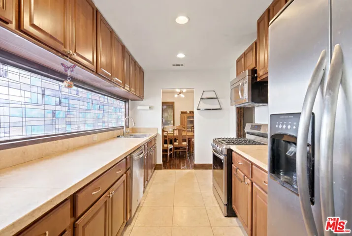 2519 31st Street, Santa Monica, California 90405