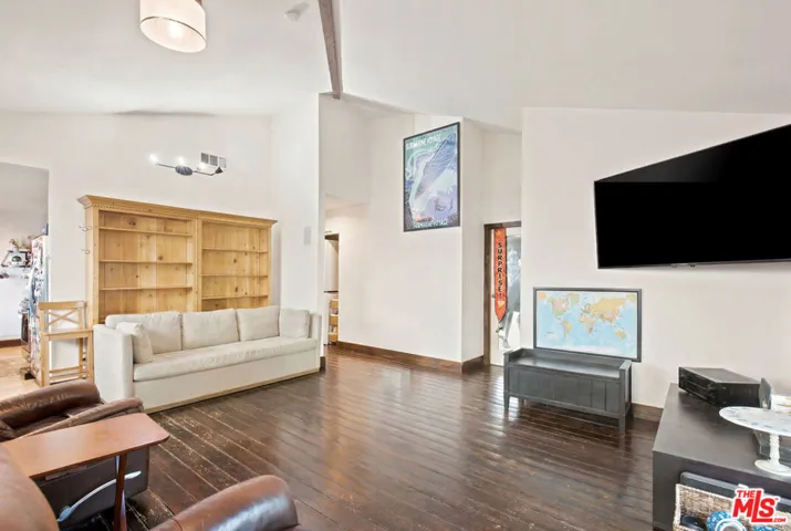 2519 31st Street, Santa Monica, California 90405