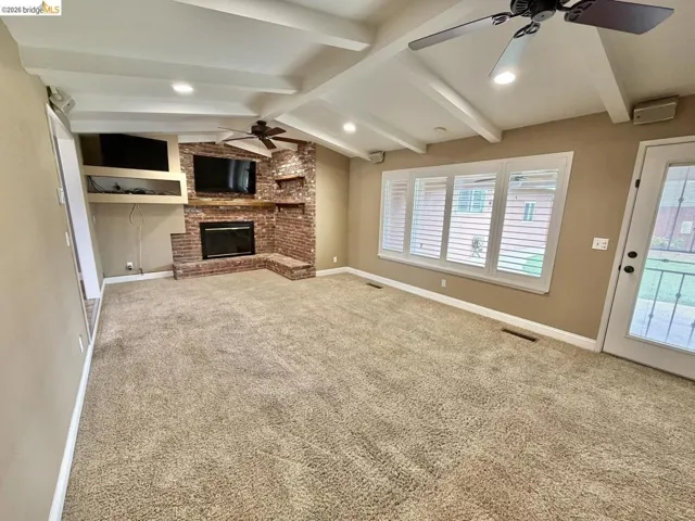 395 North Ave, Turlock, California 95382