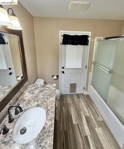 395 North Ave, Turlock, California 95382