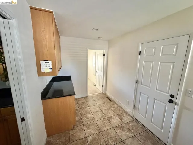 395 North Ave, Turlock, California 95382