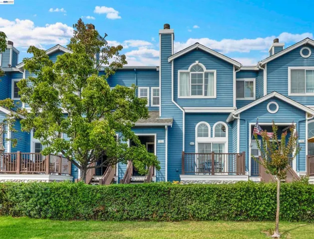 314 E E St, Benicia, California 94510