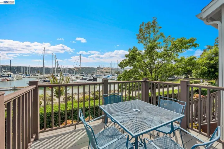 314 E E St, Benicia, California 94510