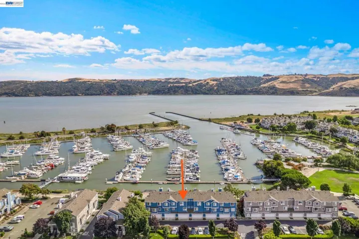 314 E E St, Benicia, California 94510