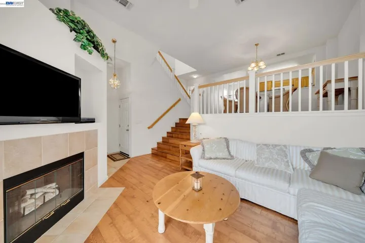 314 E E St, Benicia, California 94510