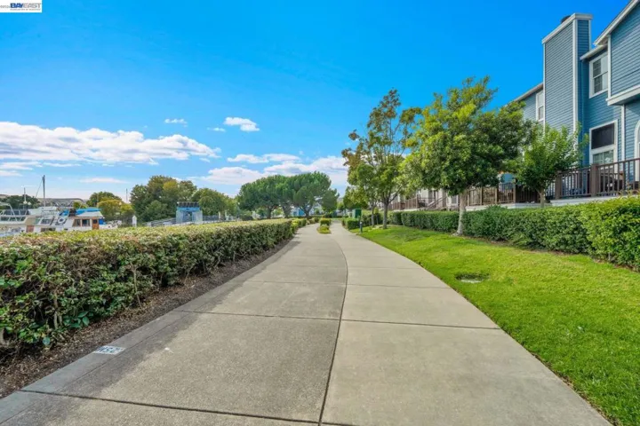 314 E E St, Benicia, California 94510