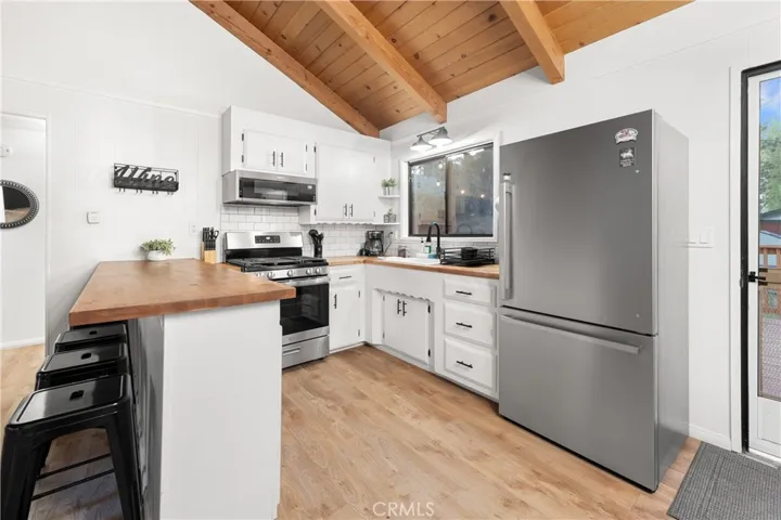 42540 Cedar Avenue, Big Bear Lake, California 92315