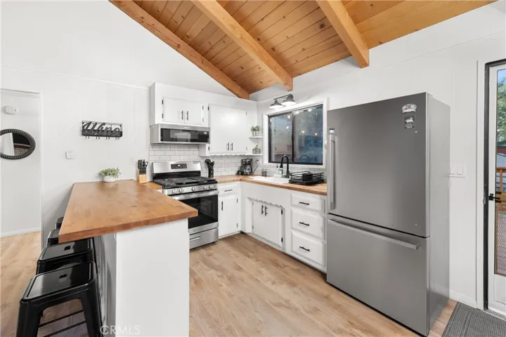 42540 Cedar Avenue, Big Bear Lake, California 92315