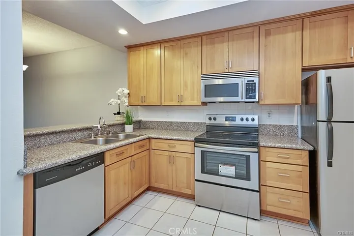 941 W Carson Street 108, Torrance, California 90502