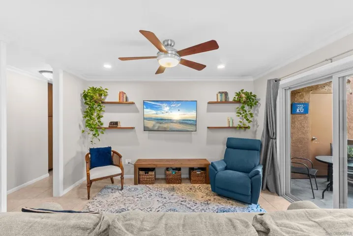 10603 Dabney 3, San Diego, California 92126