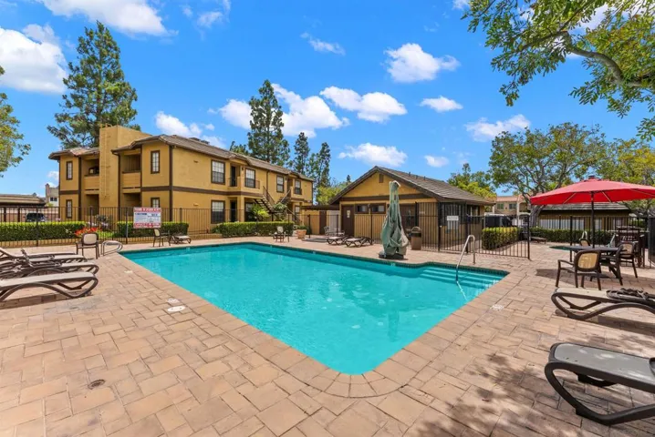 10603 Dabney 3, San Diego, California 92126