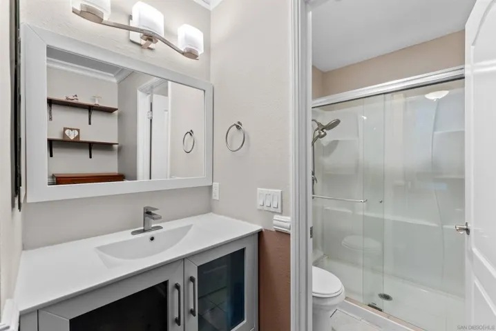 10603 Dabney 3, San Diego, California 92126