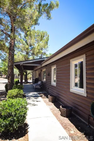 40522 Eady Lane, Boulevard, California 91905