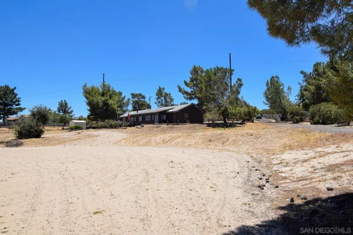 40522 Eady Lane, Boulevard, California 91905