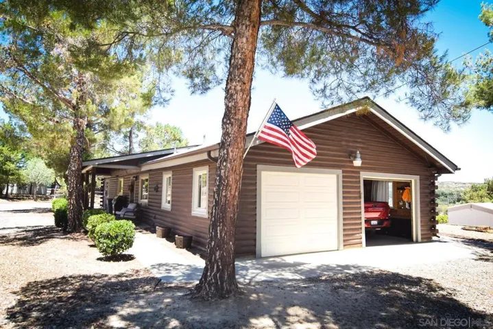 40522 Eady Lane, Boulevard, California 91905