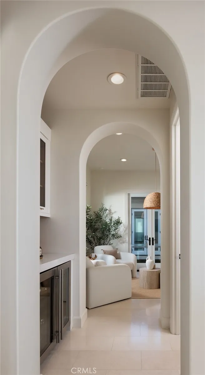 93 Parson Brown Irvine, CA 92618