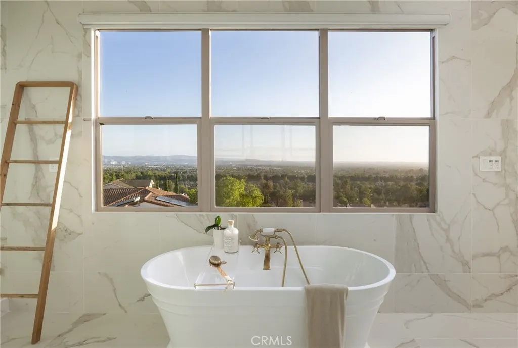 93 Parson Brown Irvine, CA 92618