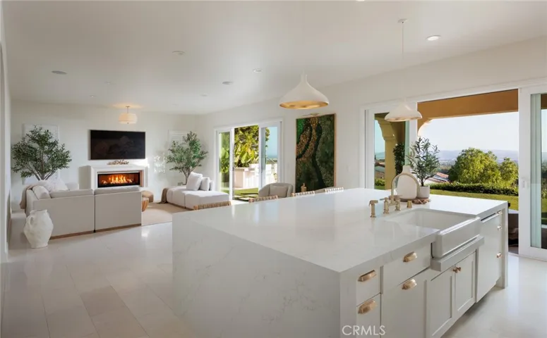 93 Parson Brown Irvine, CA 92618