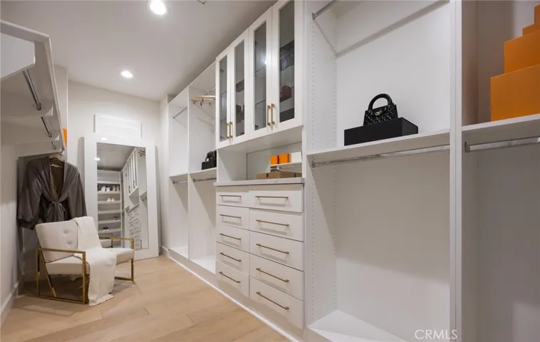 93 Parson Brown Irvine, CA 92618