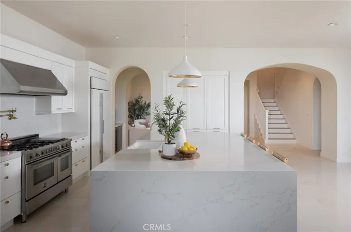 93 Parson Brown Irvine, CA 92618