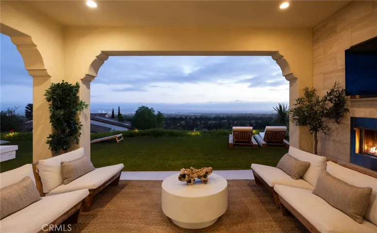 93 Parson Brown Irvine, CA 92618