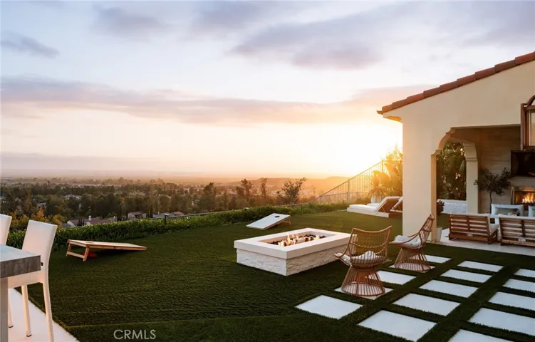 93 Parson Brown Irvine, CA 92618