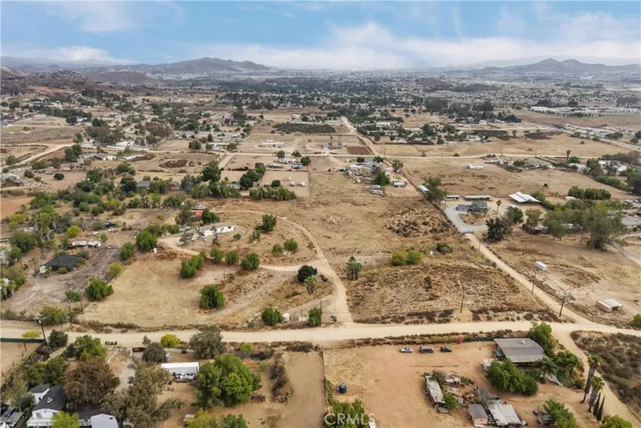 25661 Waldon, Menifee, California 92584