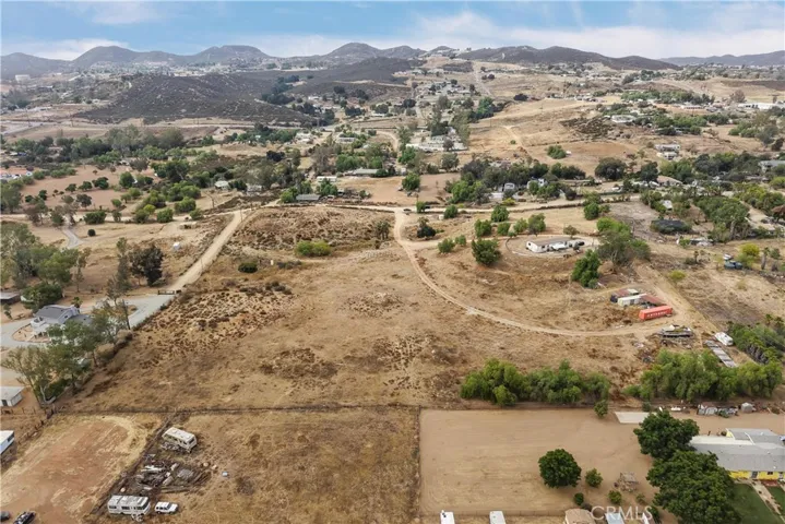 25661 Waldon, Menifee, California 92584